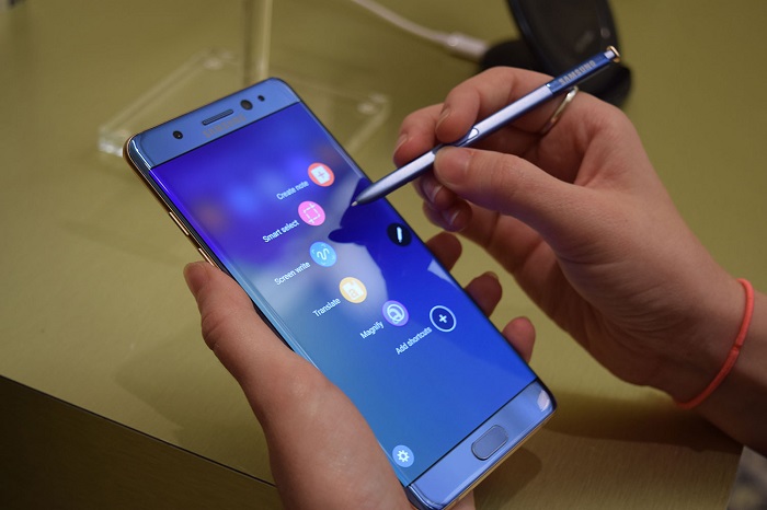 AZAL warns passengers travelling with Samsung Galaxy Note 7 smartphone 